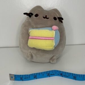 GUND Pusheen Birthday Cake Plush